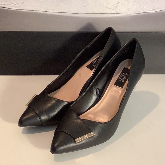 Jones New York Signature Black Faux Leather Pointed Toe Slip On Pump Heel Sz 7 - Picture 1 of 12